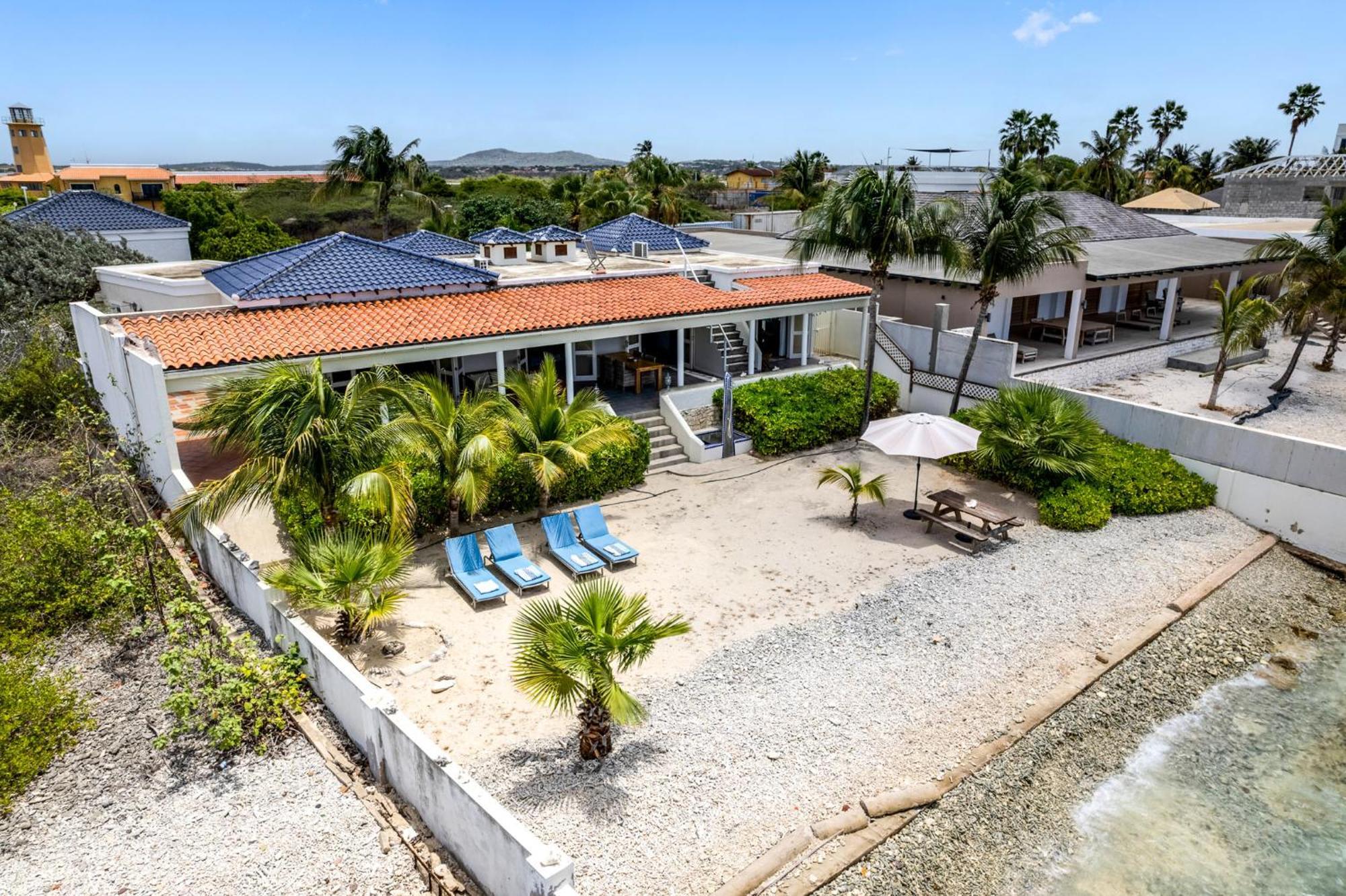 Oceanfront - Villa Port Of Call - Playa Kültér fotó