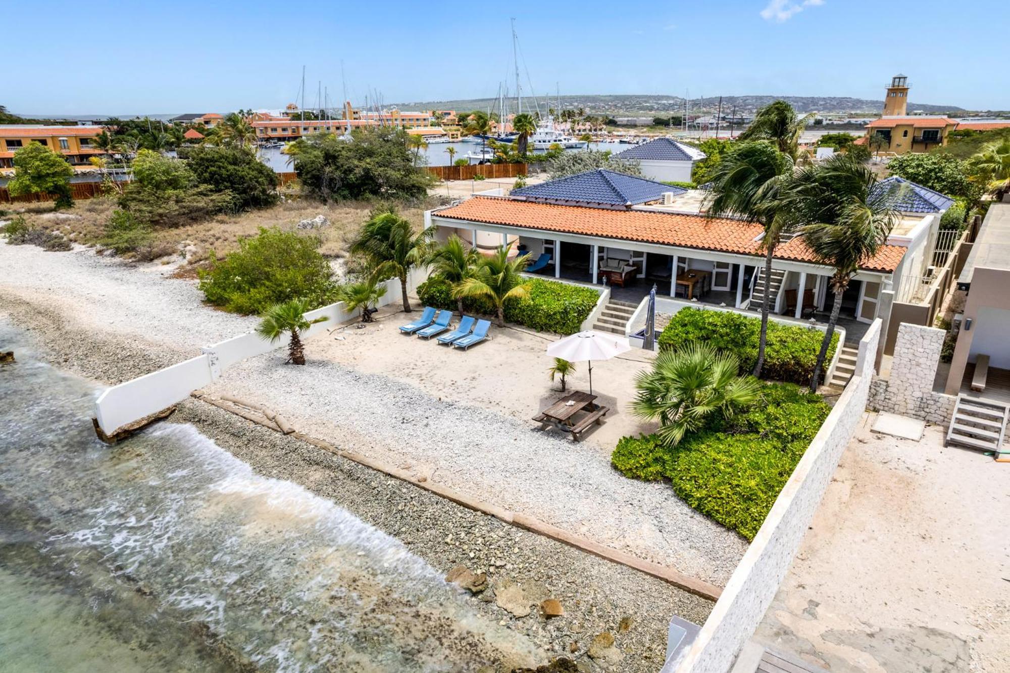 Oceanfront - Villa Port Of Call - Playa Kültér fotó
