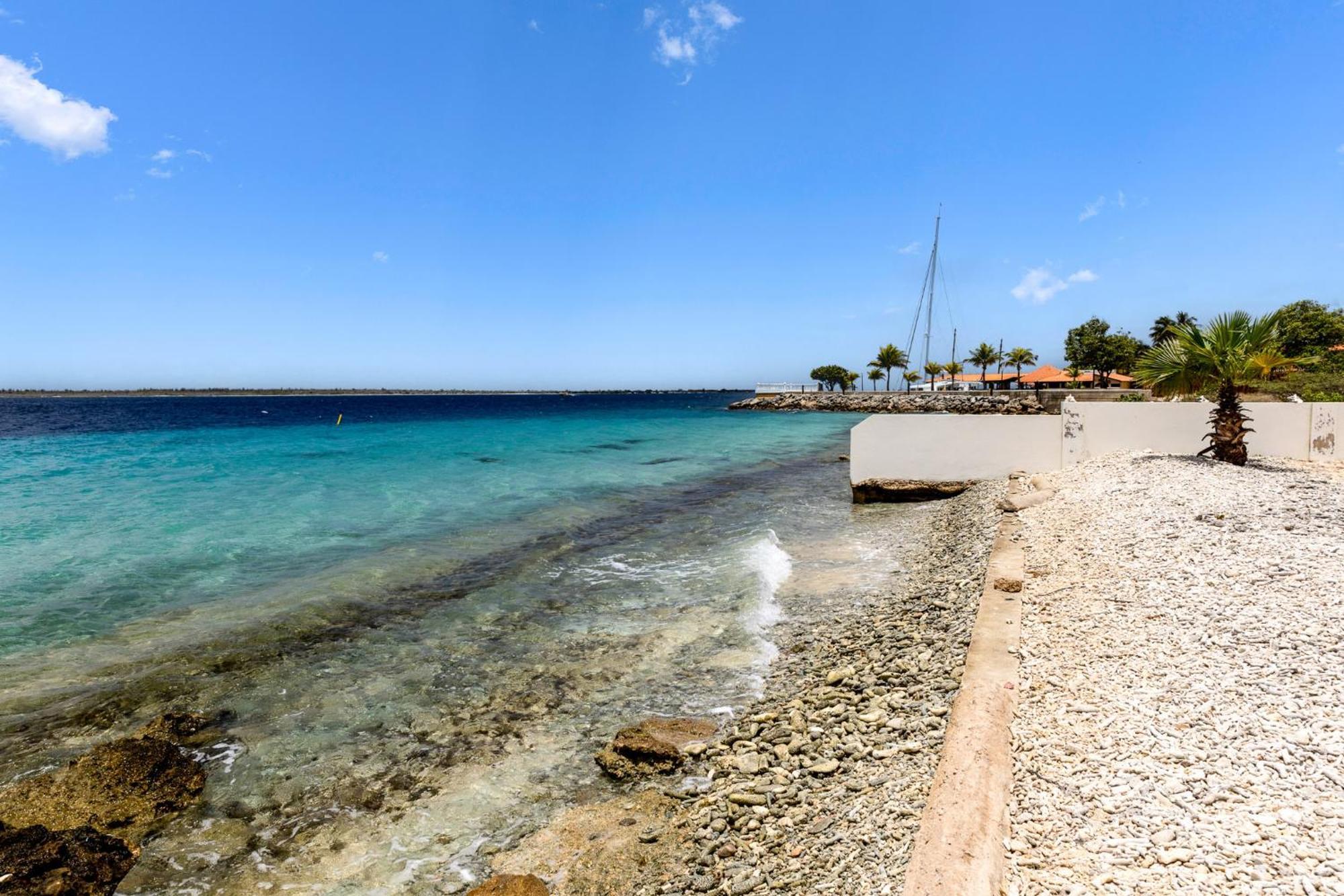 Oceanfront - Villa Port Of Call - Playa Kültér fotó