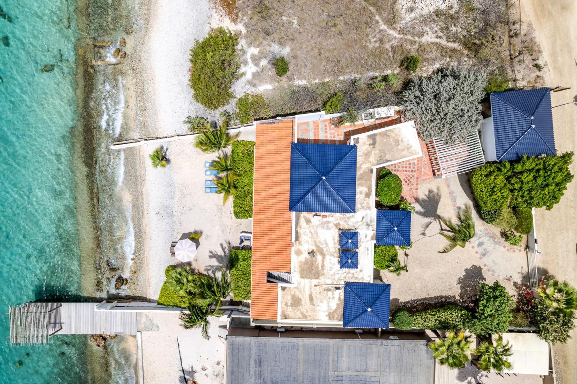 Oceanfront - Villa Port Of Call - Playa Kültér fotó